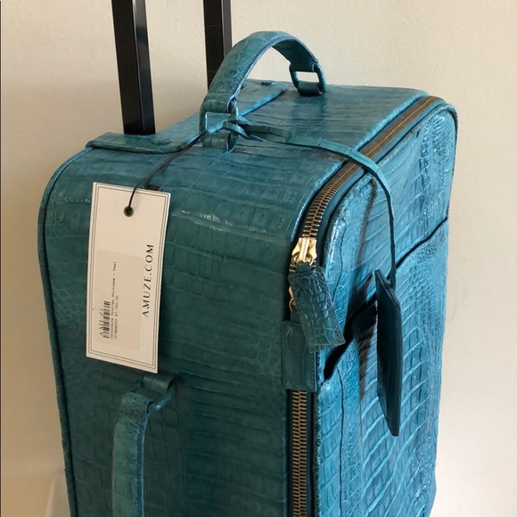❌SOLD❌NANCY GONZALEZ Trolley Wheeled Suitcase - Picture 3 of 8